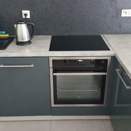 Komfortowy Apartament Z Ogrodkiem 5 Min. Od Rynku