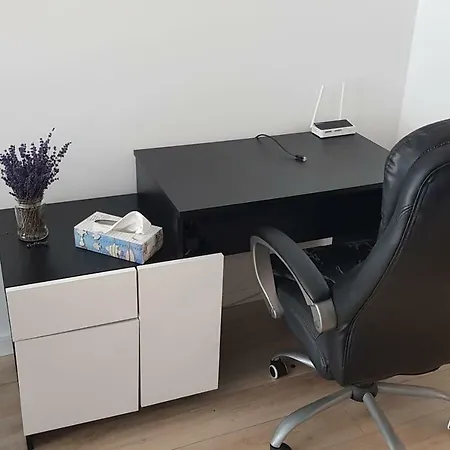 Komfortowy Apartament Z Ogrodkiem 5 Min. Od Rynku * Wrocław