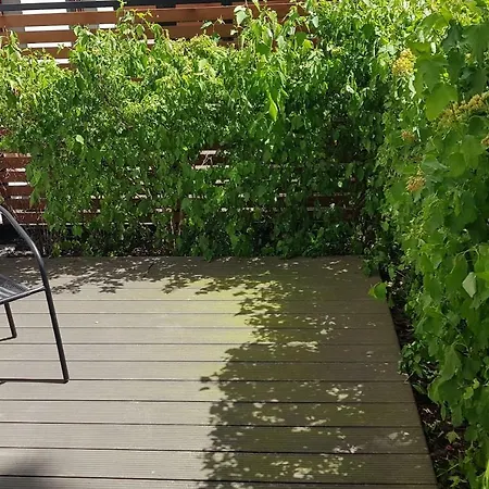 Komfortowy Apartament Z Ogrodkiem 5 Min. Od Rynku Apartament *